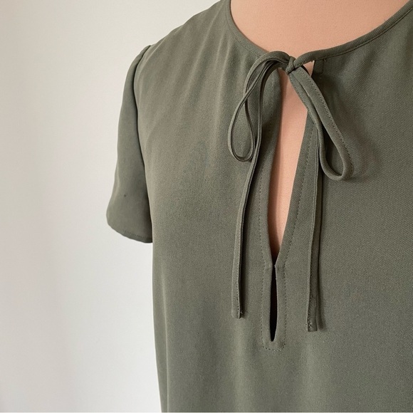 Theory Antazie Tie Front Shift Drapey Crepe Dark Military Green Tee Dress Size 0 - Picture 8 of 12